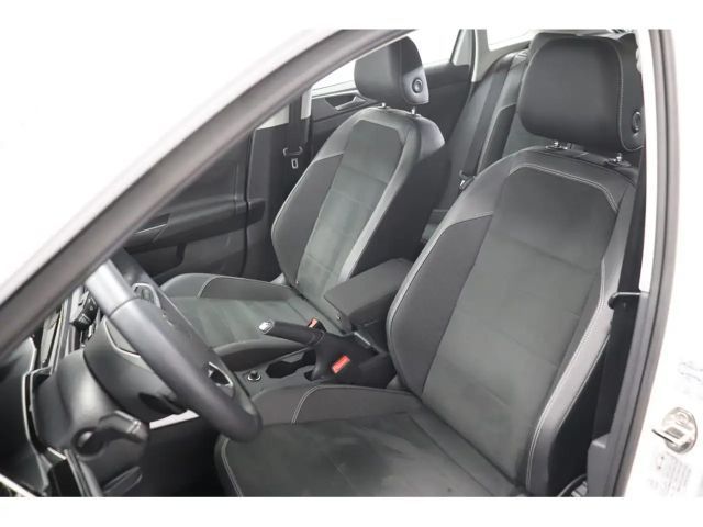 Volkswagen Taigo 1.5 TSI DSG Style