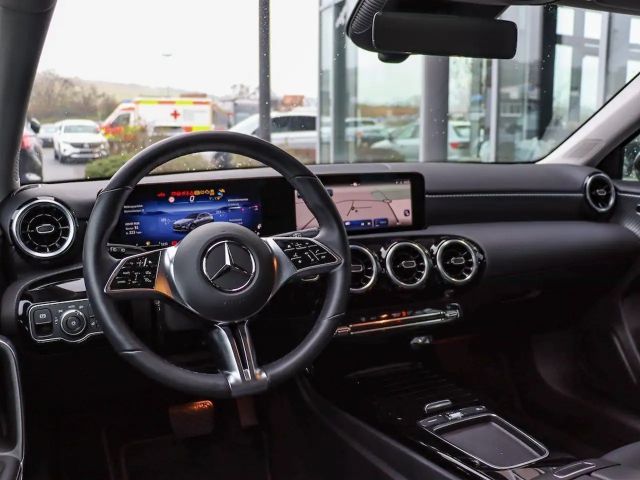 Mercedes-Benz A 180 Progressive