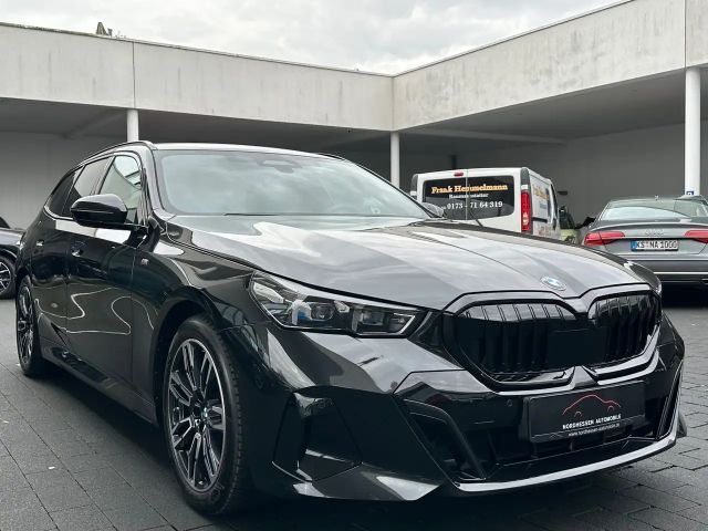 BMW 520 520d M-Sport Touring xDrive