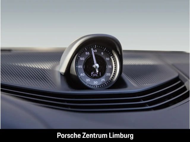 Porsche Taycan 4 Cross Turismo