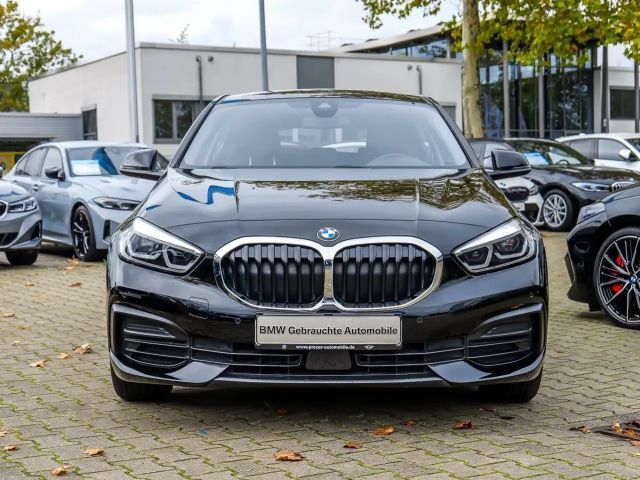 BMW 118 118i Advantage pakket Sedan