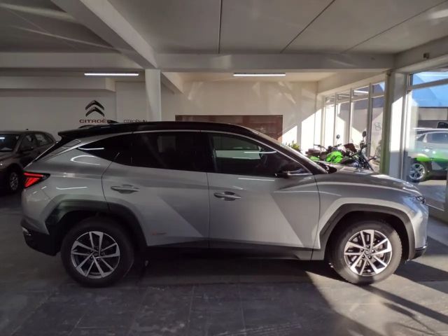 Hyundai Tucson 2WD