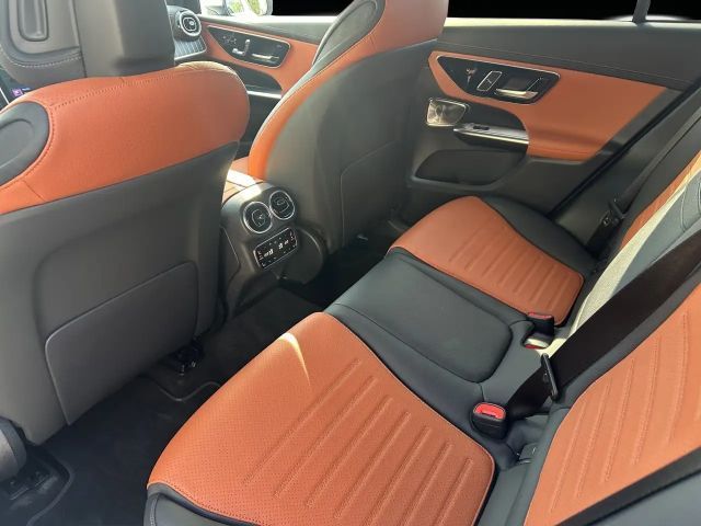 Mercedes-Benz GLC 300 AMG Line Coupé