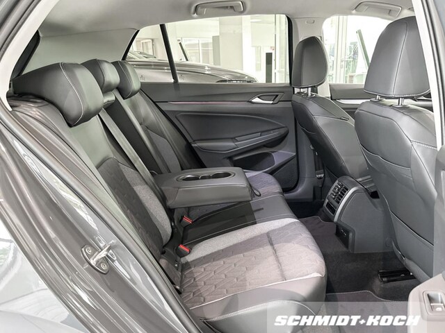 Volkswagen Golf 1.5 eTSI DSG