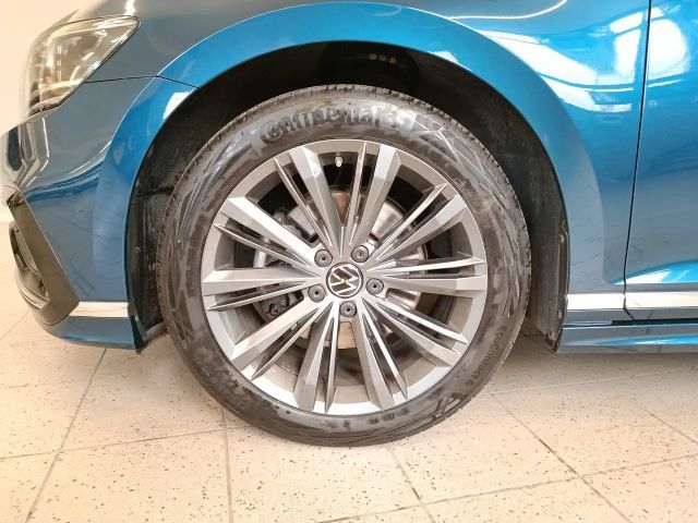 Volkswagen Passat 2.0 TDI Business DSG R-Line