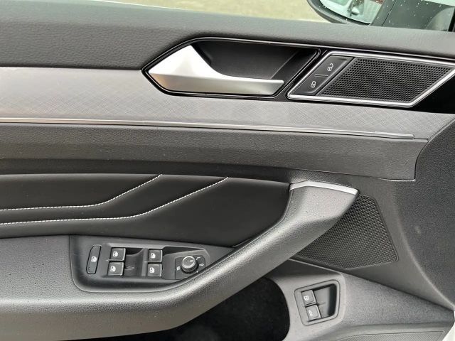 Volkswagen Passat DSG GTE Variant