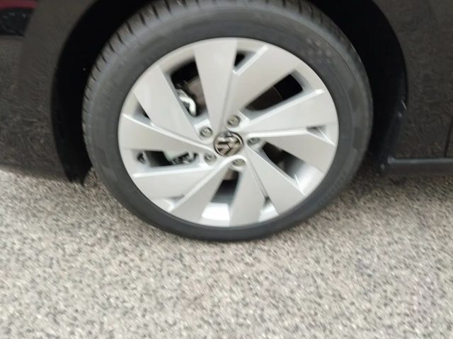 Volkswagen Golf Life Variant