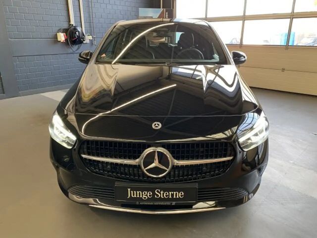 Mercedes-Benz B 180 Progressive
