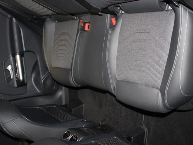 Mercedes-Benz B 180 Progressive