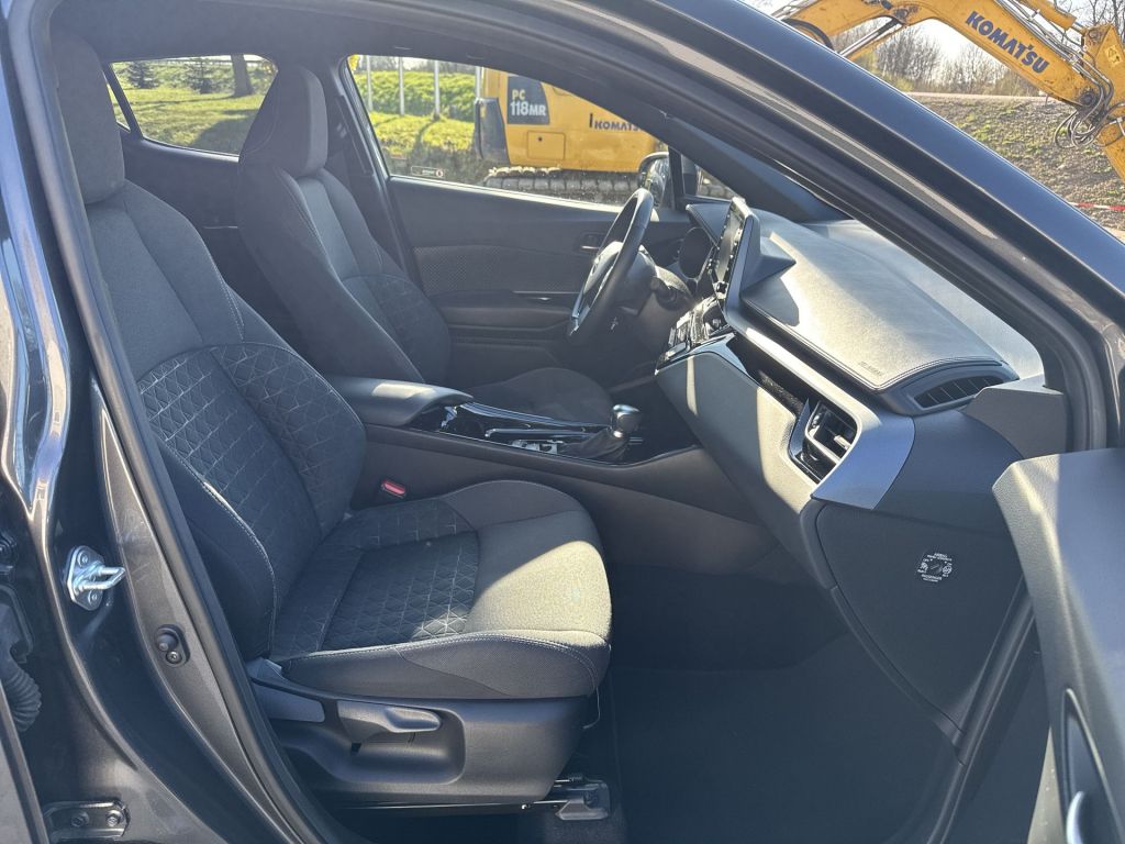 Toyota C-HR 5-deurs Plus