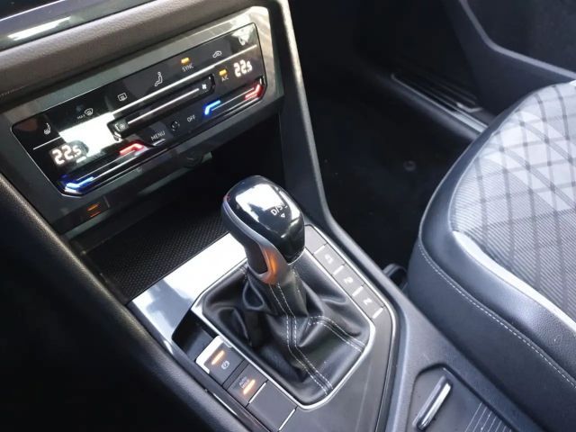 Volkswagen Tiguan 2.0 TDI DSG R-Line