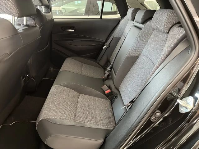 Toyota Corolla Active Hybride Touring