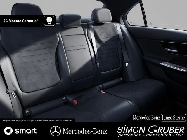 Mercedes-Benz C 200 AMG Line Sedan