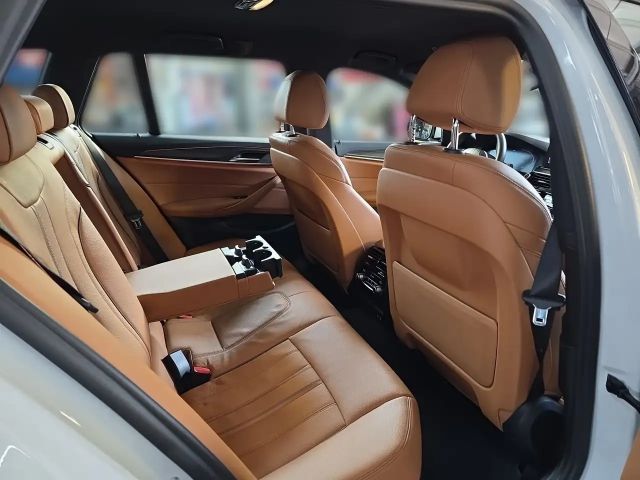 BMW 520 520d M-Sport xDrive