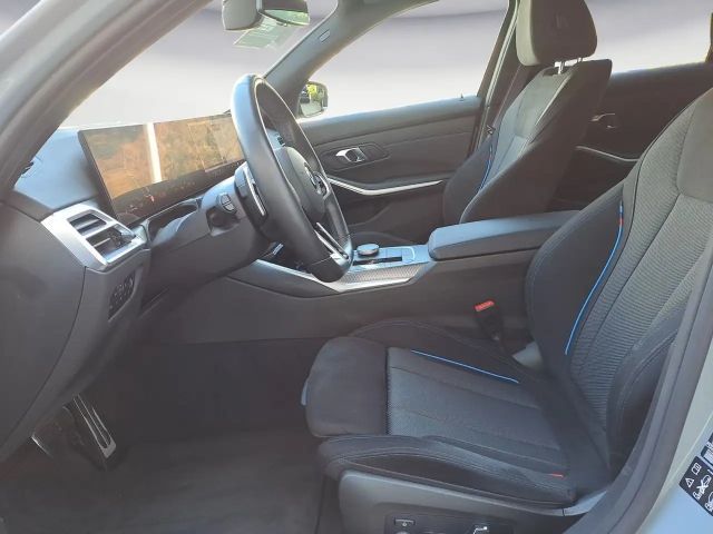 BMW 320 320d Sedan xDrive