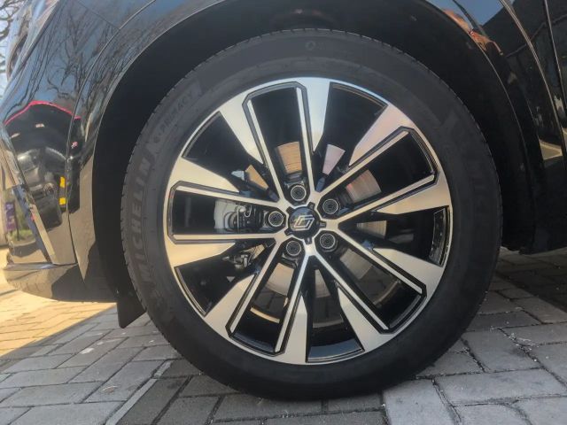 Renault Espace E-Tech Hybrid Techno