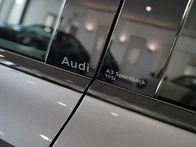 Audi A3 35 TFSI S-Line Sedan Sportback