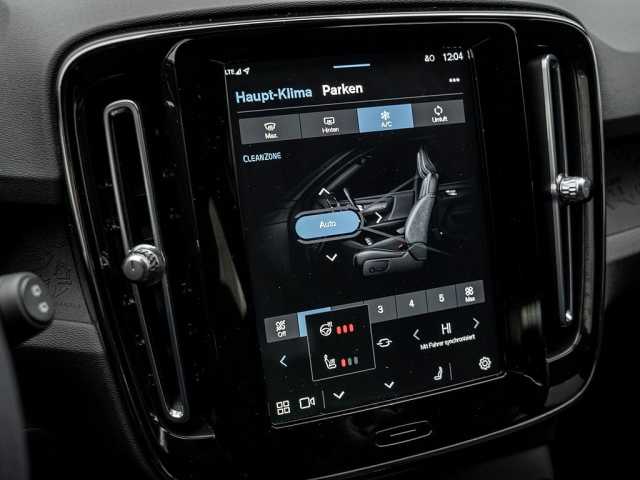 Volvo XC40 Core Recharge