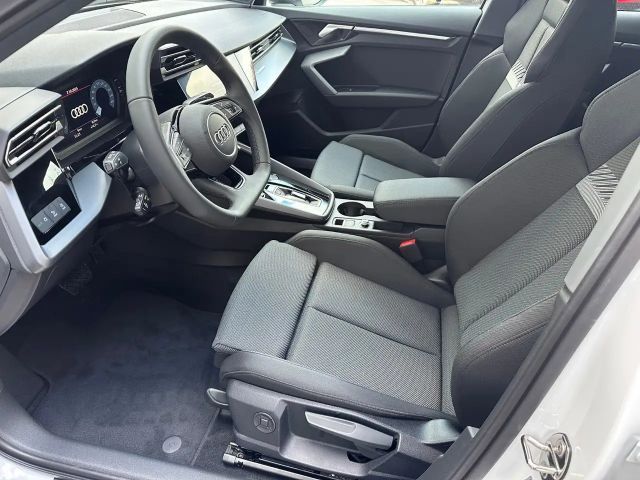 Audi A3 30 TFSI Sedan