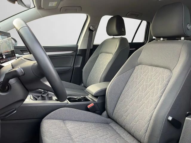 Volkswagen Golf 1.5 TSI Variant