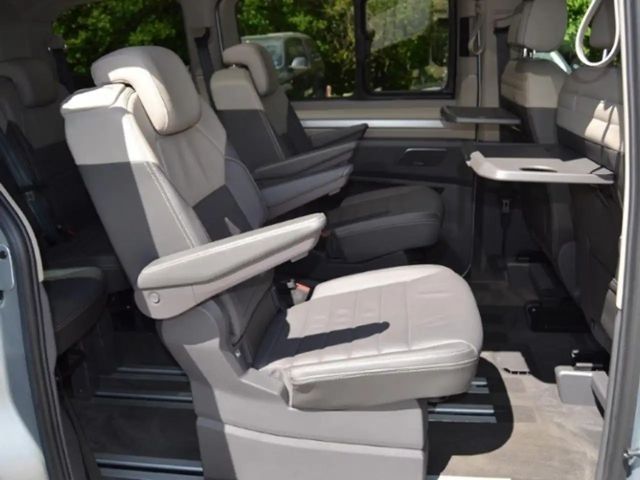 Volkswagen Multivan 2.0 TDI DSG Style T7