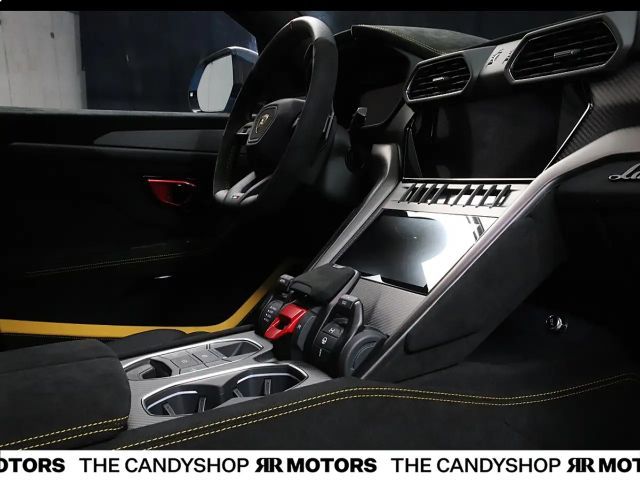 Lamborghini Urus Performante