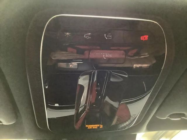 Mercedes-Benz E 200 AMG Line Sedan