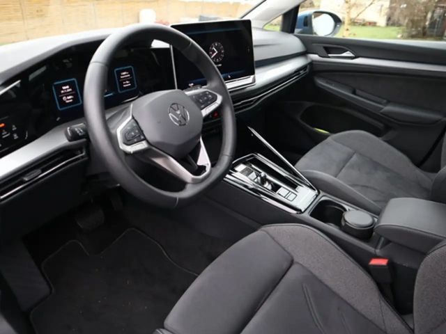 Volkswagen Golf 1.5 eTSI DSG Style Variant