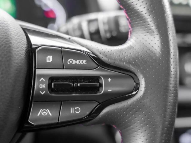 Hyundai i30 1,5L Turbo 48V LED Klima Einparkhilfe