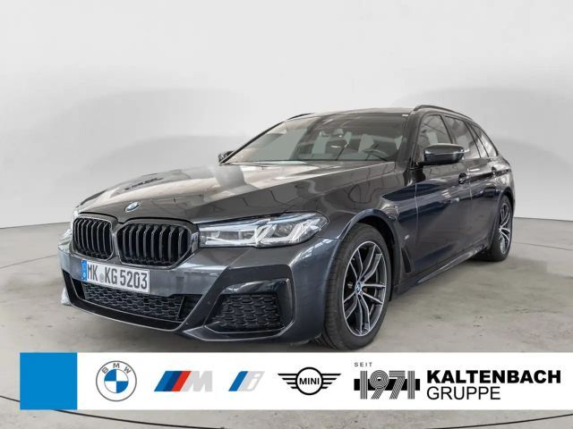 BMW 520 520d M-Sport Touring