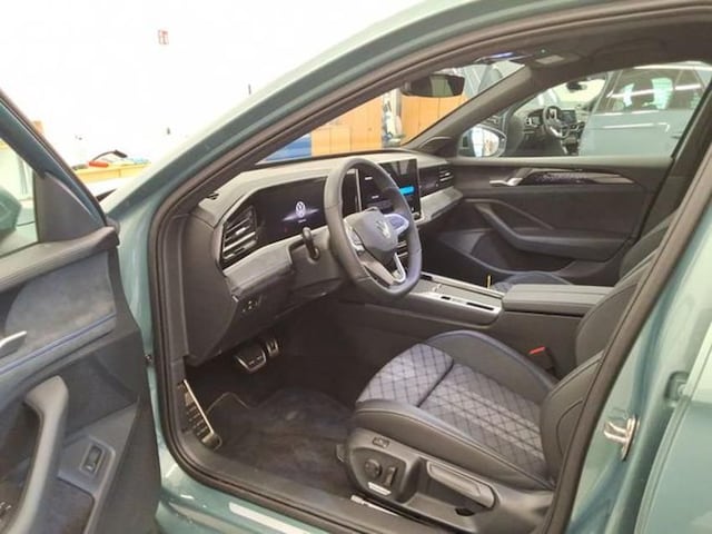 Volkswagen Passat 2.0 TSI DSG R-Line Variant