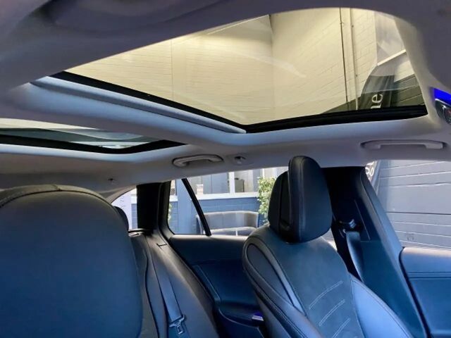 Mercedes-Benz C 180 AMG Line Estate