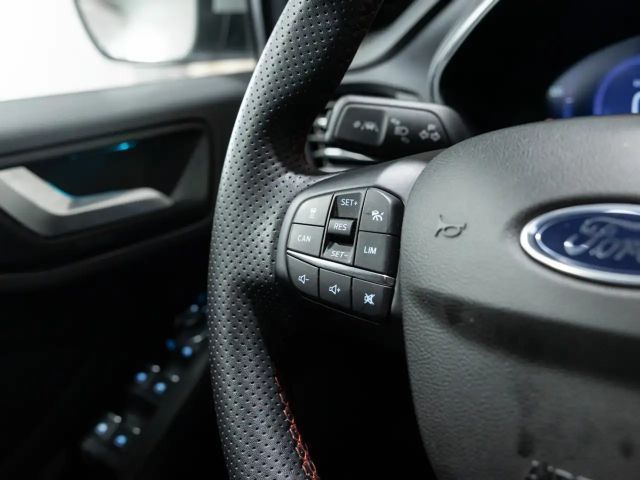 Ford Focus EcoBoost ST Line