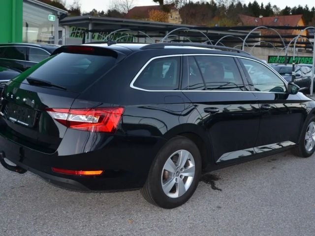 Skoda Superb Superb Kombi 2,0 TDI DSG LED AHV VIRTUAL NAVI 1.Be