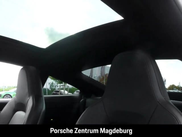 Porsche 992 4 Carrera Coupé GTS