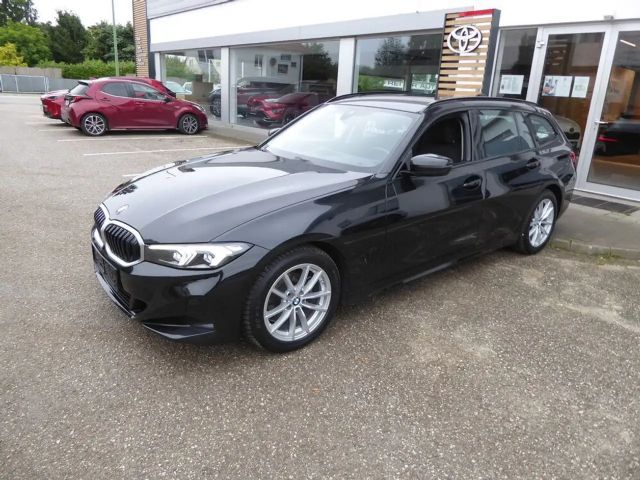 BMW 318 318d Touring