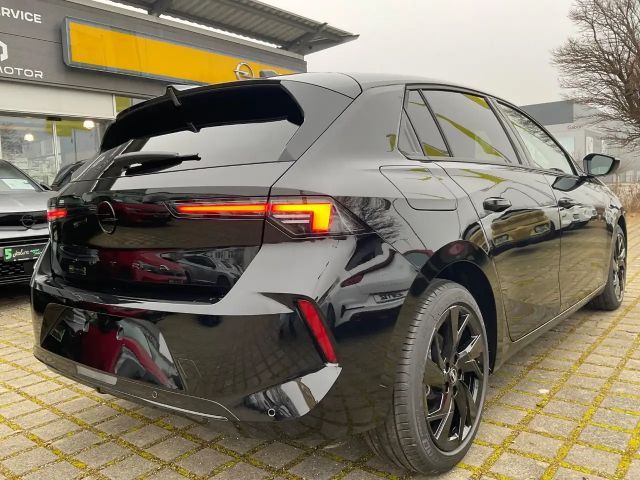 Opel Astra GS-Line Grand Sport