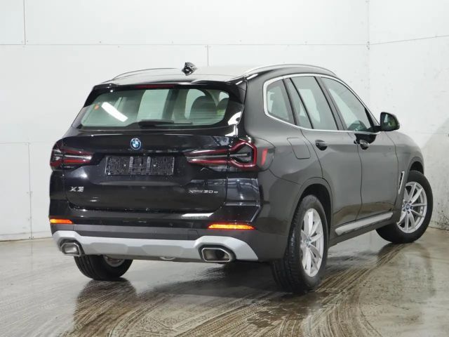 BMW X3 xDrive30e