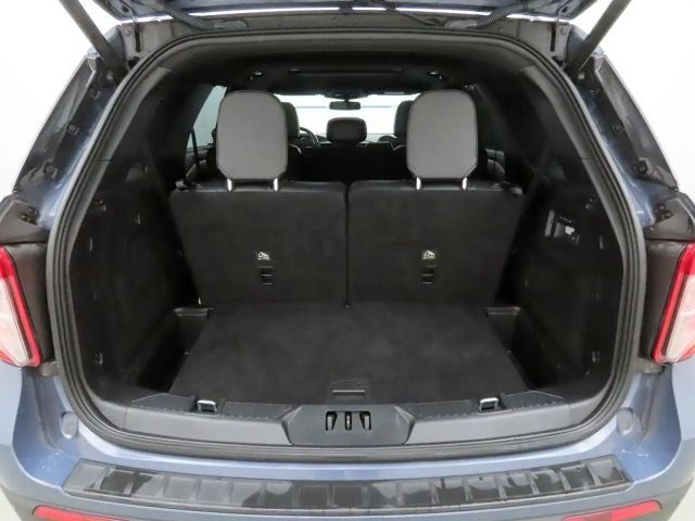 Ford Explorer Plug in Hybrid ST Line