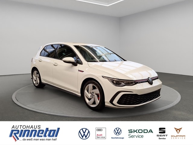 Volkswagen Golf 2.0 TSI Golf VIII Plus