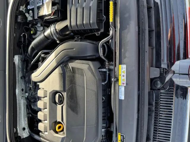 Volkswagen Golf 1.5 TSI Golf VIII IQ.Drive Life