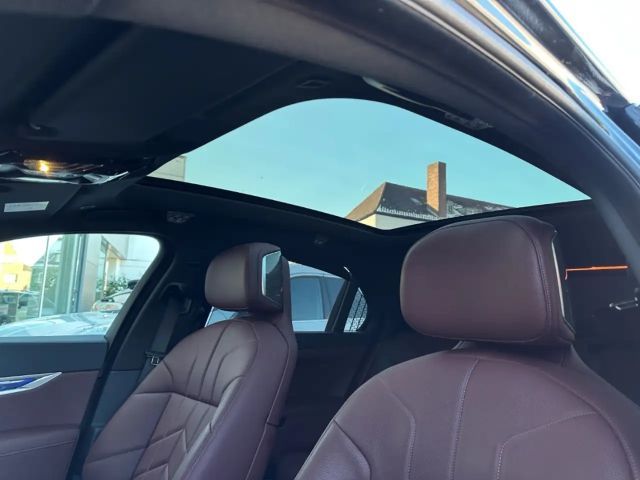 BMW i7 M-Sport Sedan