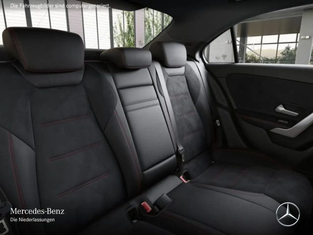 Mercedes-Benz A 200 AMG Line