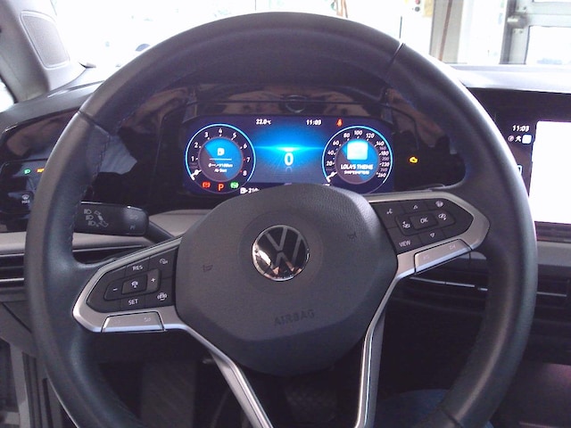 Volkswagen Golf Life Variant