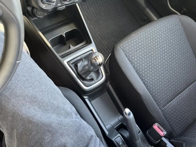 Suzuki Swift Club DualJet SHVS