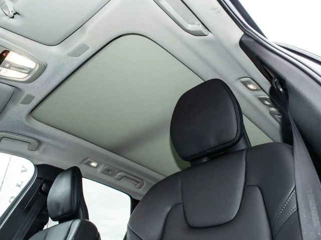 Volvo XC60 AWD Core T6