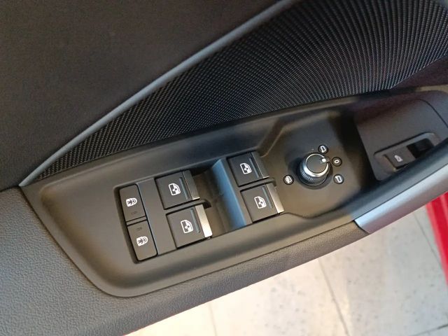 Audi A3 35 TFSI S-Line Sedan Sportback