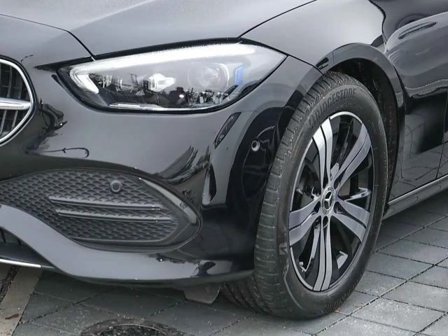 Mercedes-Benz C 200 4MATIC AVANTGARDE Sedan