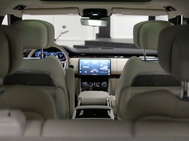 Land Rover Range Rover Autobiography