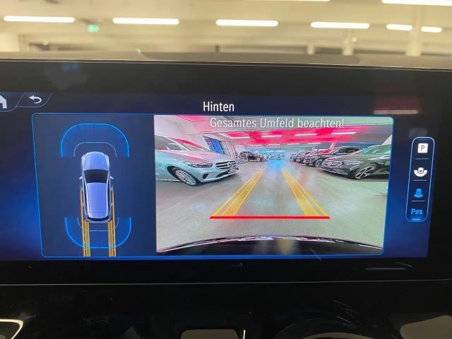 Mercedes-Benz B 200 AMG Line Sedan